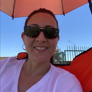 Meet your Posher, Lori